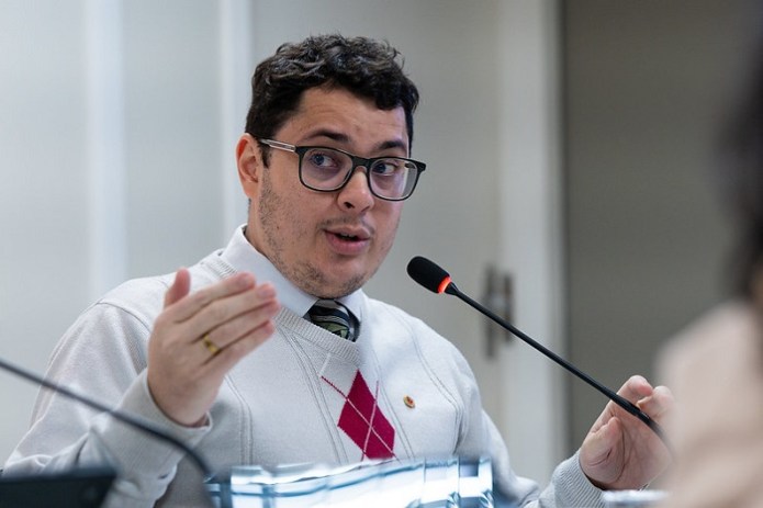 Bruno Secco pode virar a estrela do PMB no Paraná
