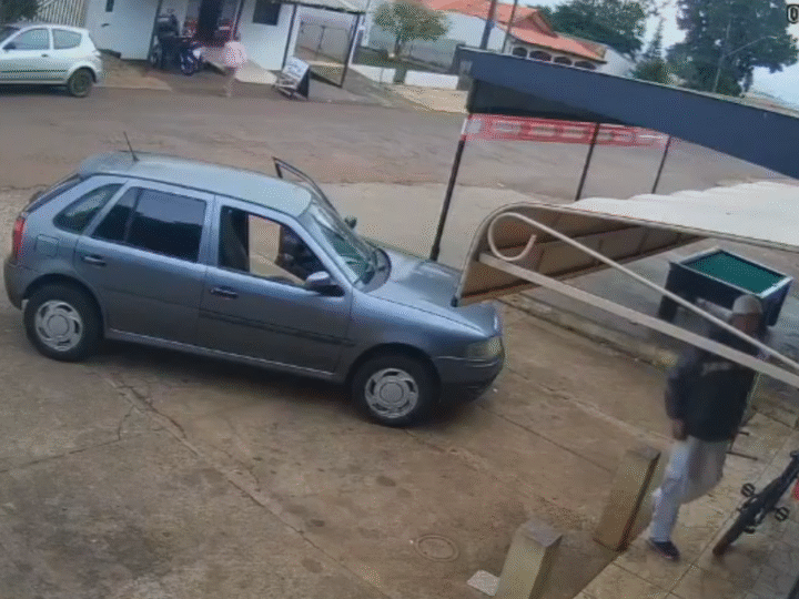 Câmera de Segurança Flagrou Furto de Bicicleta no Bairro Morumbi em Cascavel