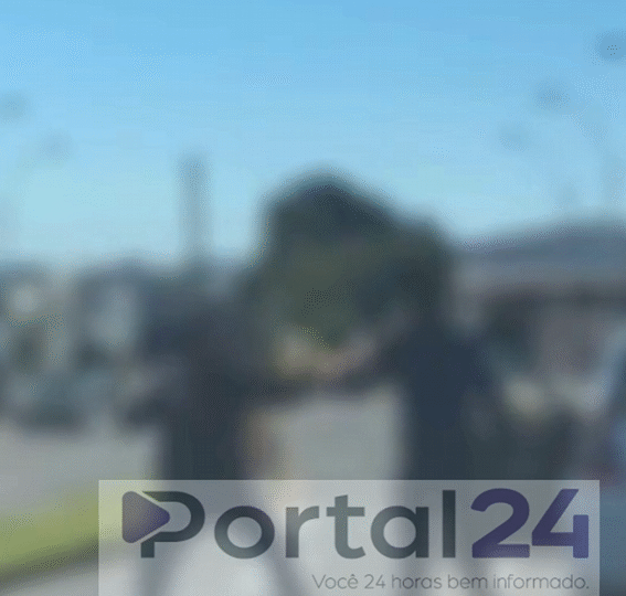 Briga de trânsito termina com faca em punho na Rua Rocha Pombo, em Cascavel