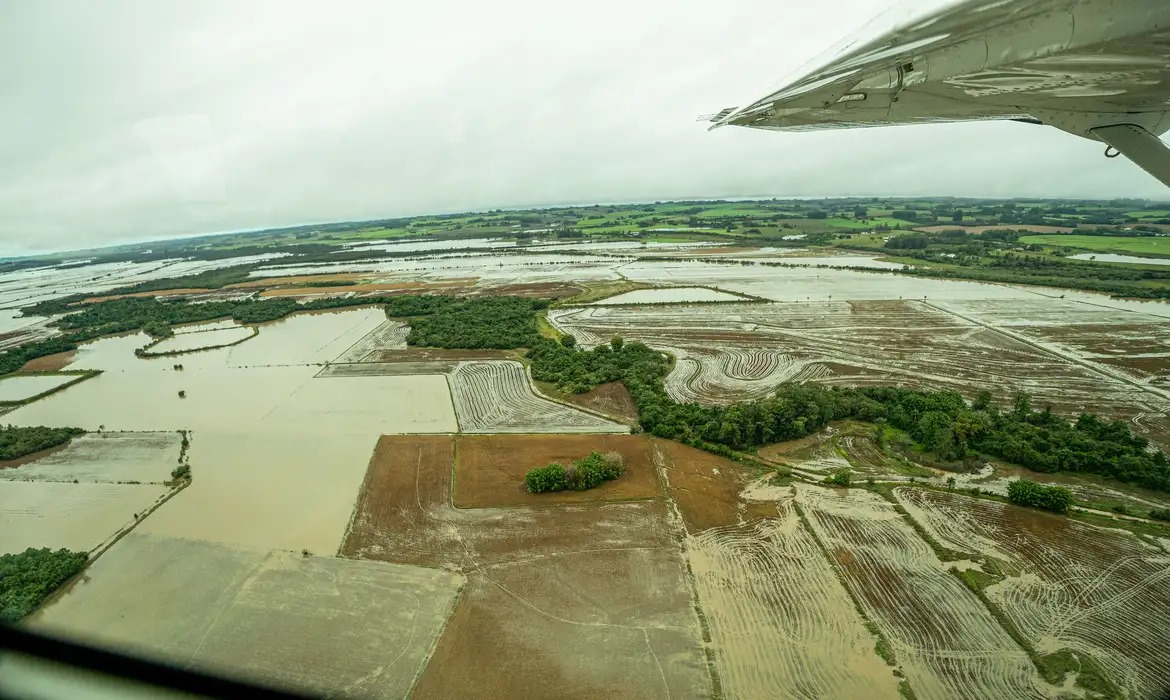 Defesa Civil do Rio Grande do Sul emite novo alerta para chuvas fortes