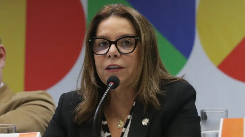 Estudantes devem buscar alternativa aos EUA, diz presidente da Capes