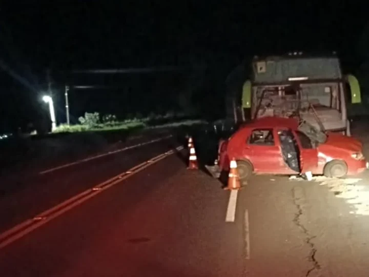 Tragédia na PR-466: Jovem de 21 anos Morre em Colisão com Ônibus em Jardim Alegre