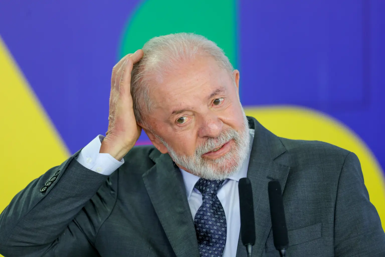 Lula Defende Regulamentação Urgente das Redes Sociais Diante do Avanço da Inteligência Artificial