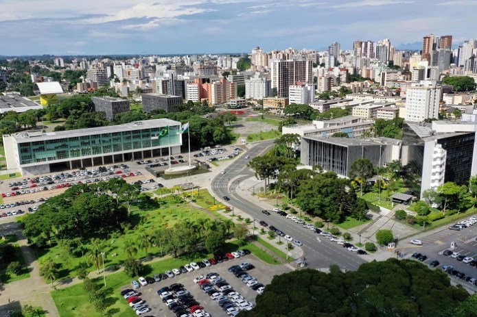 Governo propõe ajustes orçamentários para manter nota A+