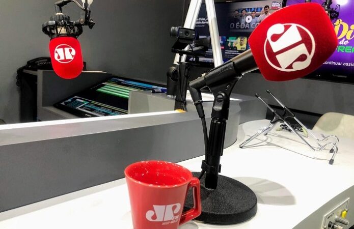 RCC News, às 7h, jornalismo do tamanho do Paraná