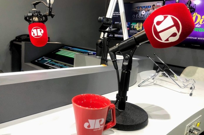RCC News, às 7h, jornalismo do tamanho do Paraná