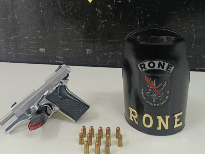 RONE apreende pistola durante operação no bairro Parolin