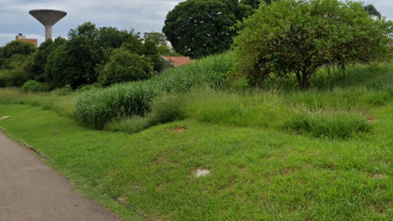 Homem é encontrado sem vida e brutalmente espancado em Curitiba