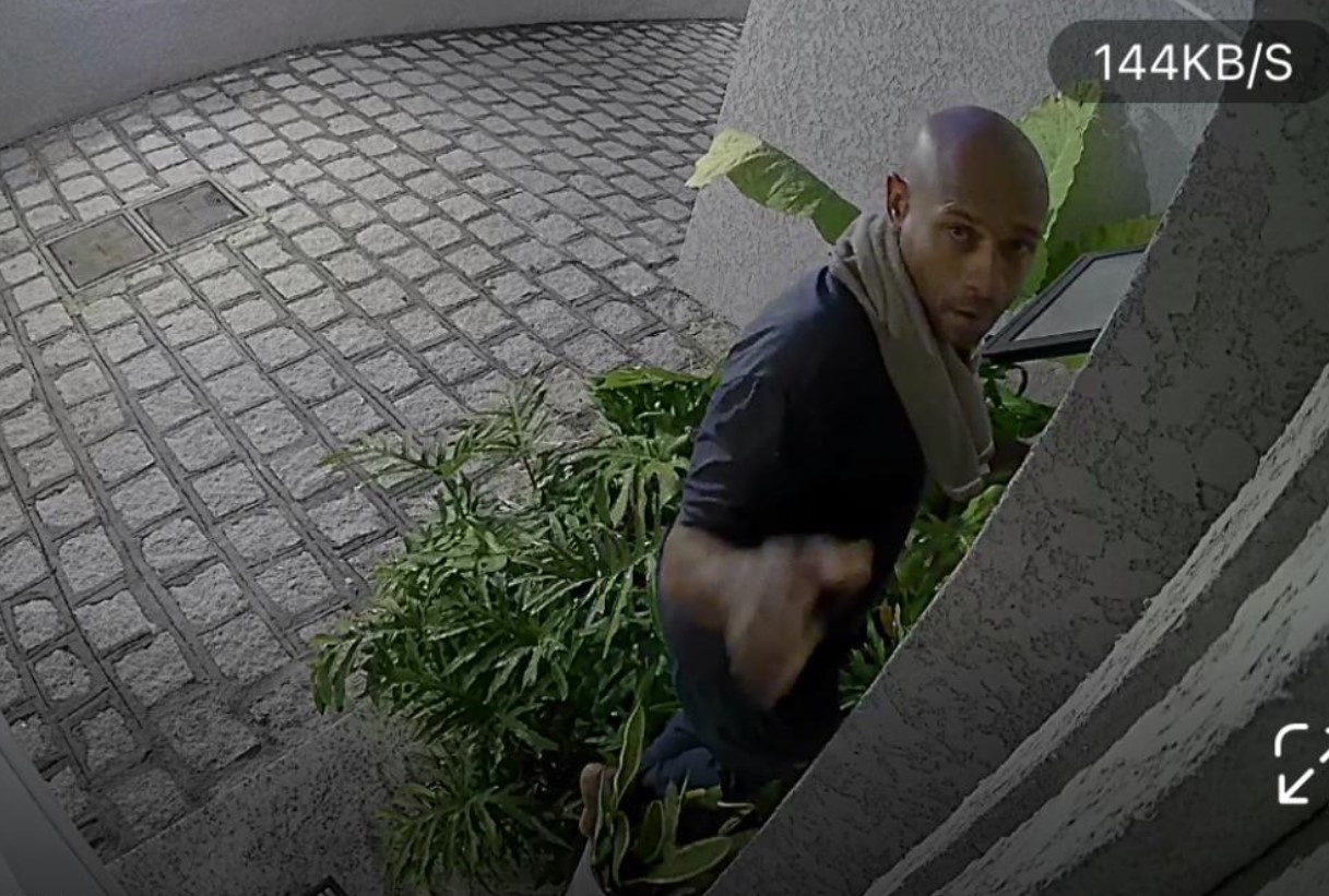 Criminoso invade condomínio e leva TV e carro em Curitiba
