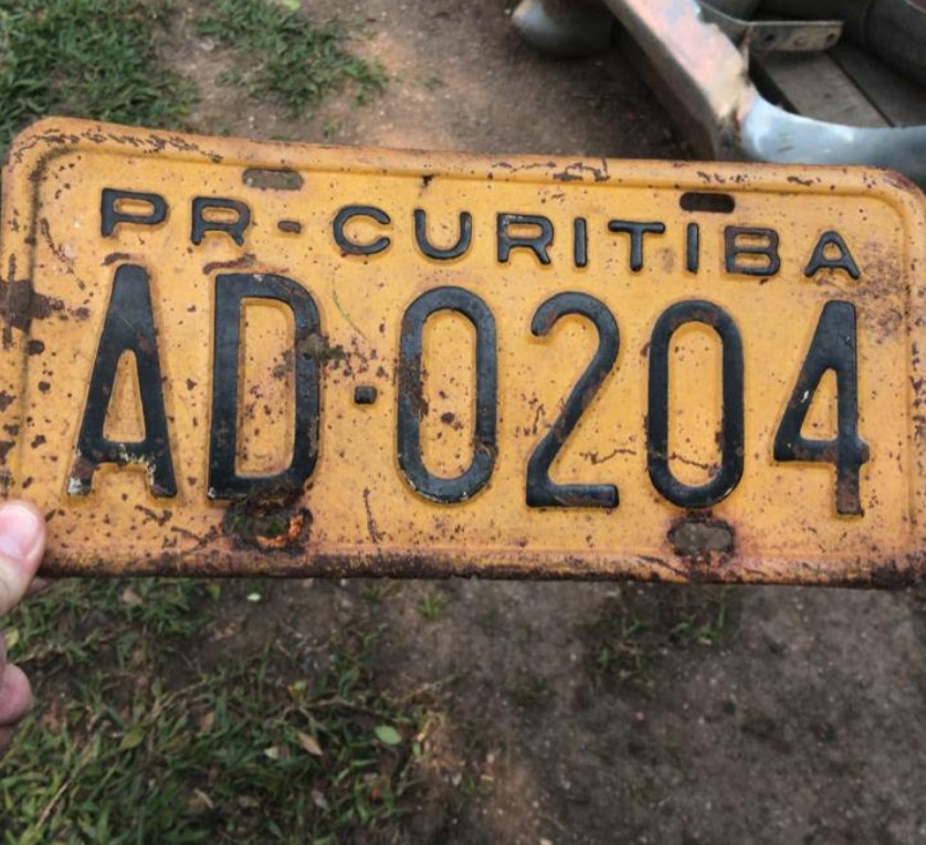 Juizado Especial paranaense determina que o DETRAN emita CRLV para veículo antigo e sem cadastro no Renavam independente de usucapião