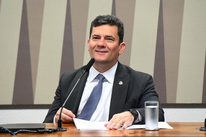Esquerda quer envolver Sergio Moro no escândalo dos desvios do INSS