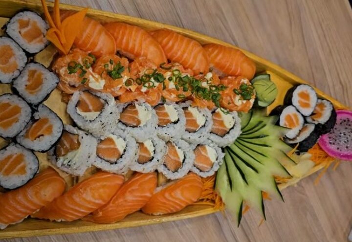 Você sabia que agora dá pra comer no local no Nasu Sushi Express?