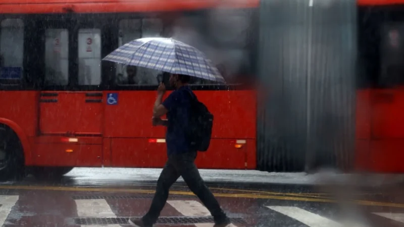 Curitiba Sob Alerta: INMET Adverte para Chuvas Intensas na Próxima Semana