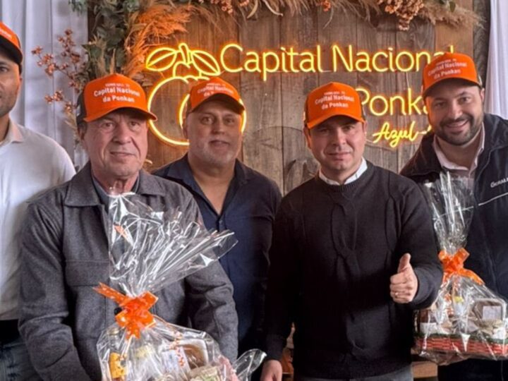 Deputado Geraldo Mendes participa da 57ª Festa da Ponkan que homenageou Alexandre Curi