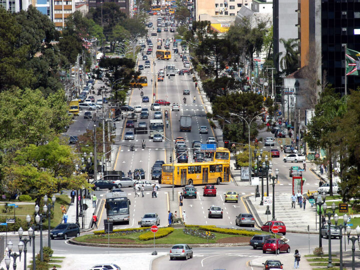 75% do IPVA 2025 já foi pago em todo o Paraná; confira o ranking das cidades