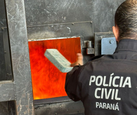 PCPR incinera mais de 1,6 toneladas de drogas em Arapongas