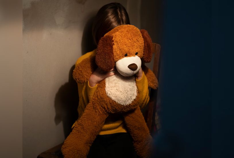 Curitiba: Foragido Condenado por Abuso de Menina é Preso; Outro Caso Similar Revelado