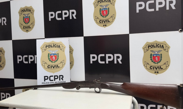 PCPR e PMPR prendem homem em flagrante por posse irregular de arma de fogo em Pérola