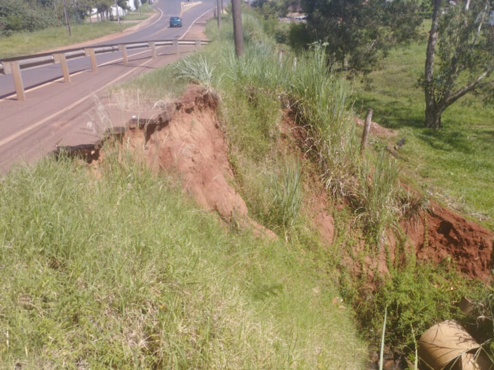 Obra de R$ 1,1 milhão vai instalar novo bueiro na PR-436 em Ribeirão do Pinhal