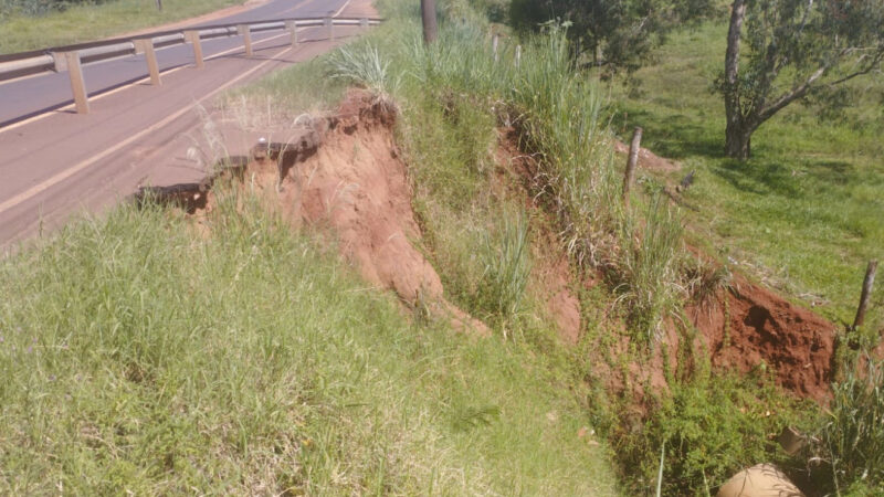 Obra de R$ 1,1 milhão vai instalar novo bueiro na PR-436 em Ribeirão do Pinhal