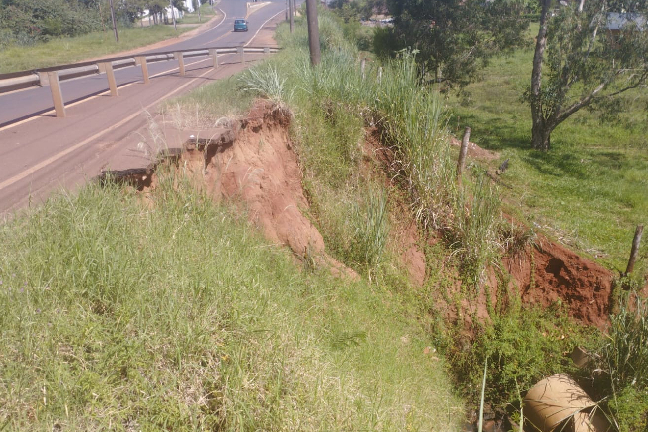 Obra de R$ 1,1 milhão vai instalar novo bueiro na PR-436 em Ribeirão do Pinhal