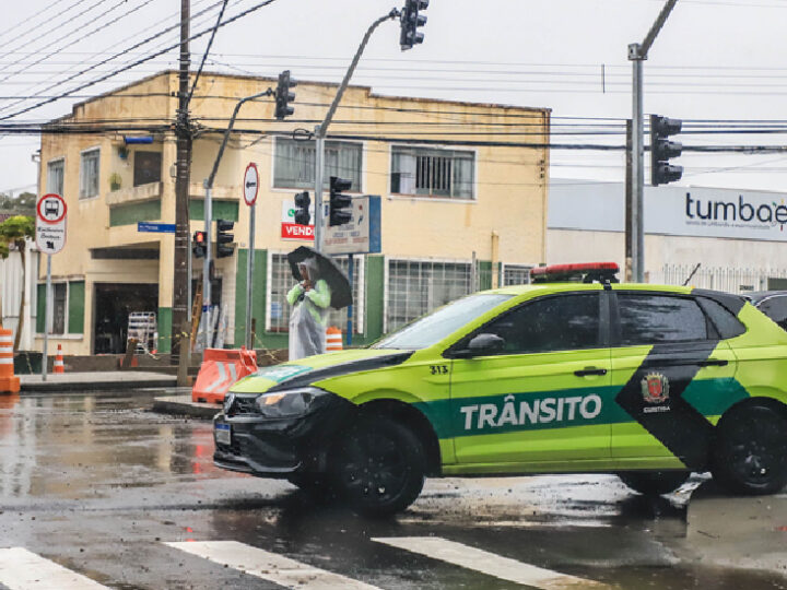 Corpus Christi em Curitiba: Procissão Altera Trânsito no Centro e Centro Cívico Nesta Quinta-Feira