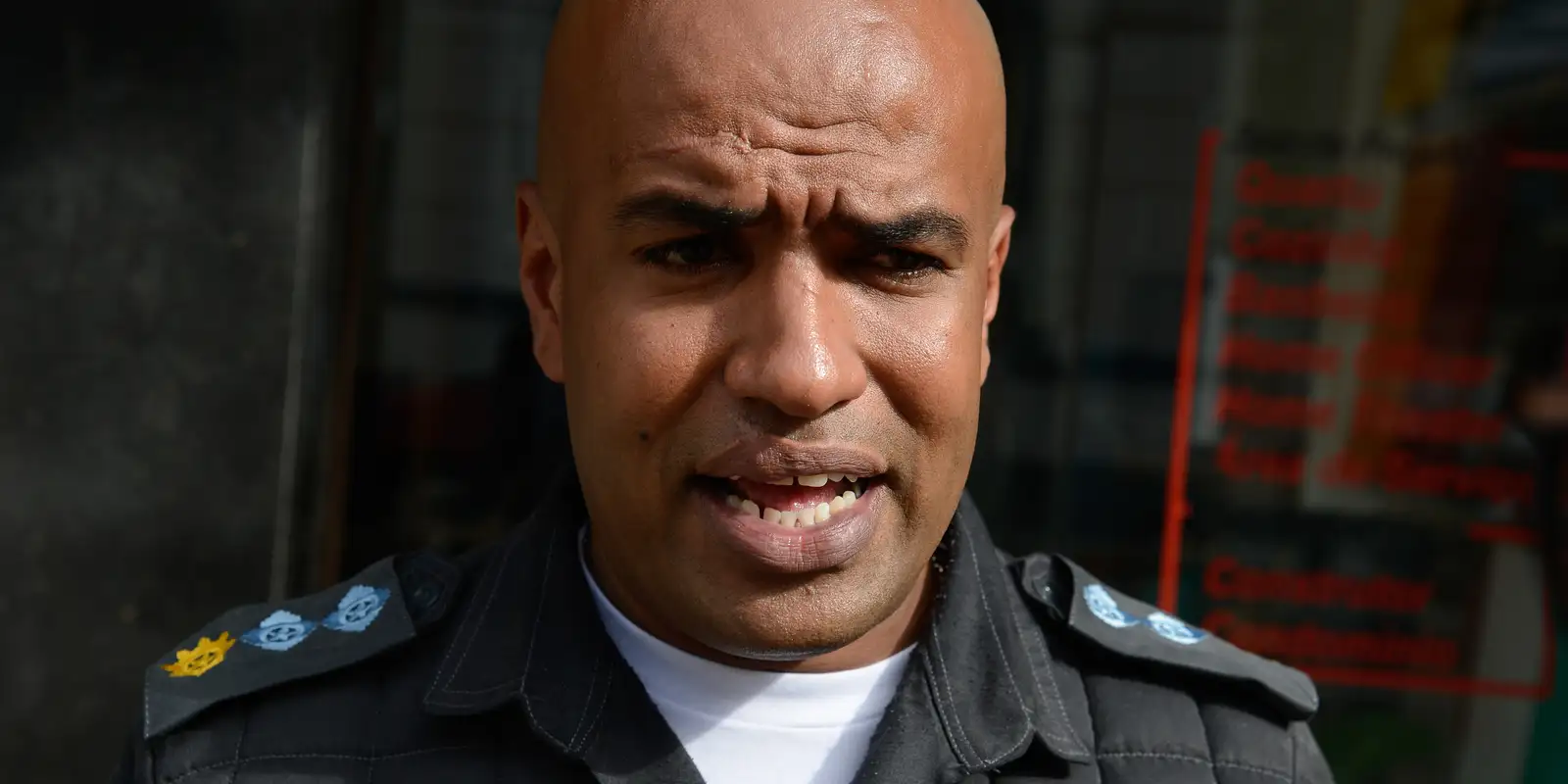 Ex-porta-voz da PM do Rio, Tenente-Coronel Ivan Blaz, vira réu por invasão e constrangimento