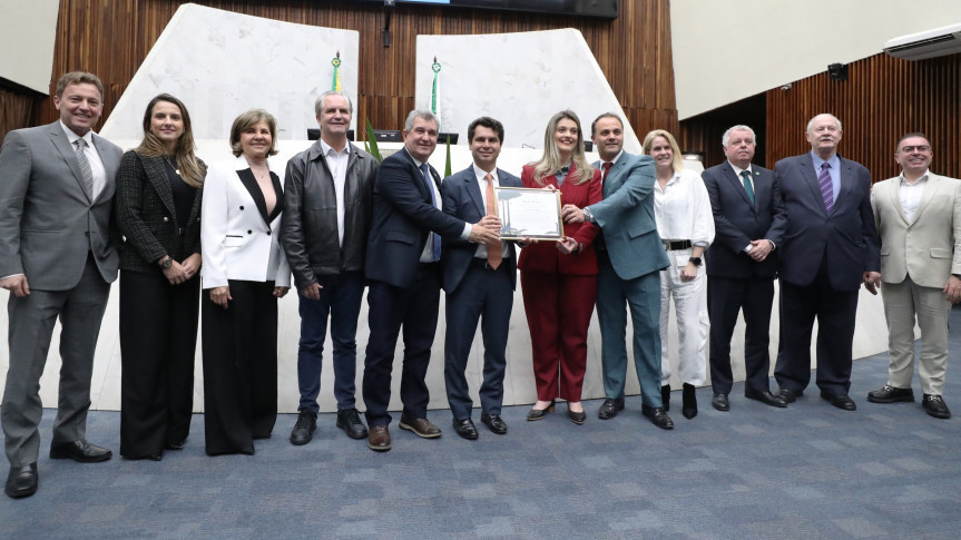 Hospital Vita: Três Décadas de Dedicação à Saúde Homenageadas na Assembleia Legislativa