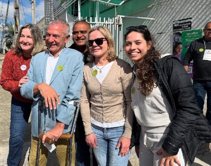 Angelo Vanhoni dá lavada nos adversários