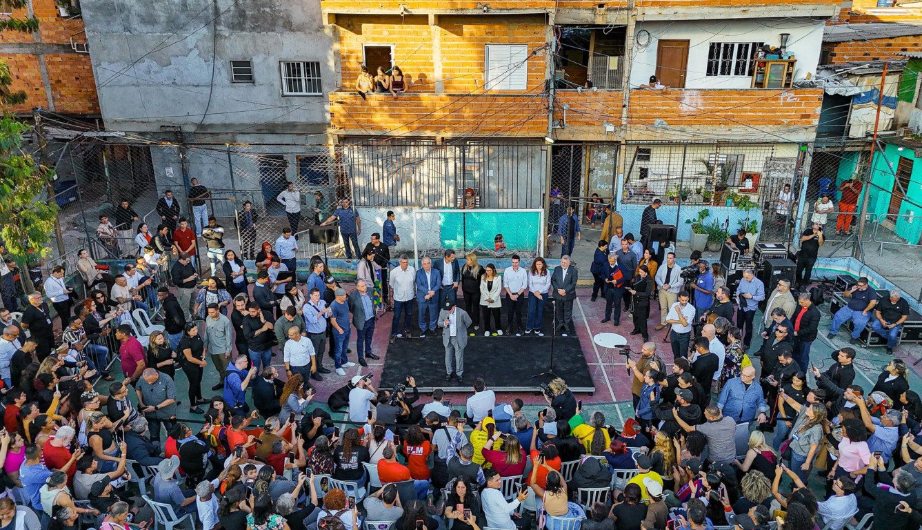 Reportagem aponta ligação entre ONG que articulou visita de Lula e Janja à Favela do Moinho e o PCC