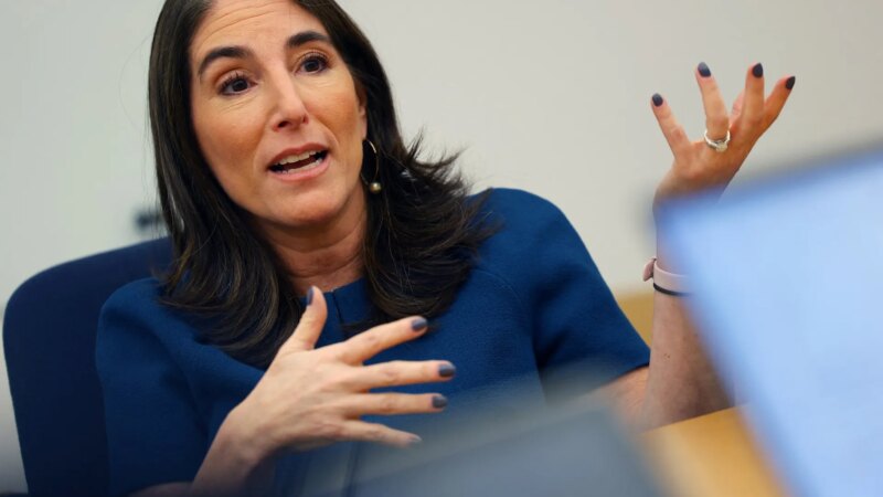 Fed de Cleveland: Corte de Juros Não Se Justifica Diante do Cenário Econômico Atual, Afirma Presidente