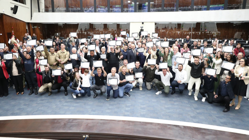 Mandirituba Brilha na Assembleia Legislativa em Celebração ao 65º Aniversário