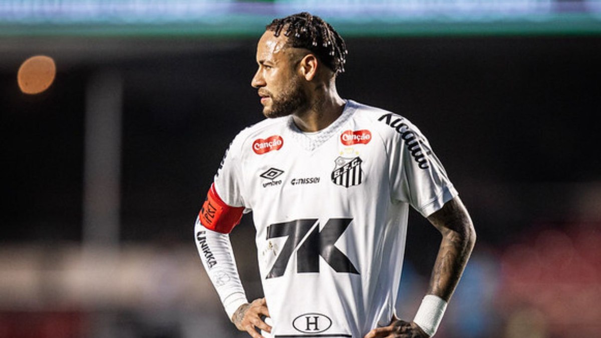 Em meio ao vexame, Neymar encontra consolo em mensagem emocionante do filho após goleada histórica
