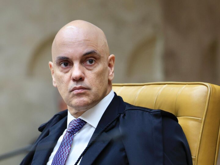 Estadão Demite Fotógrafo Após Flagrar Ministro Alexandre de Moraes em Gesto Polêmico