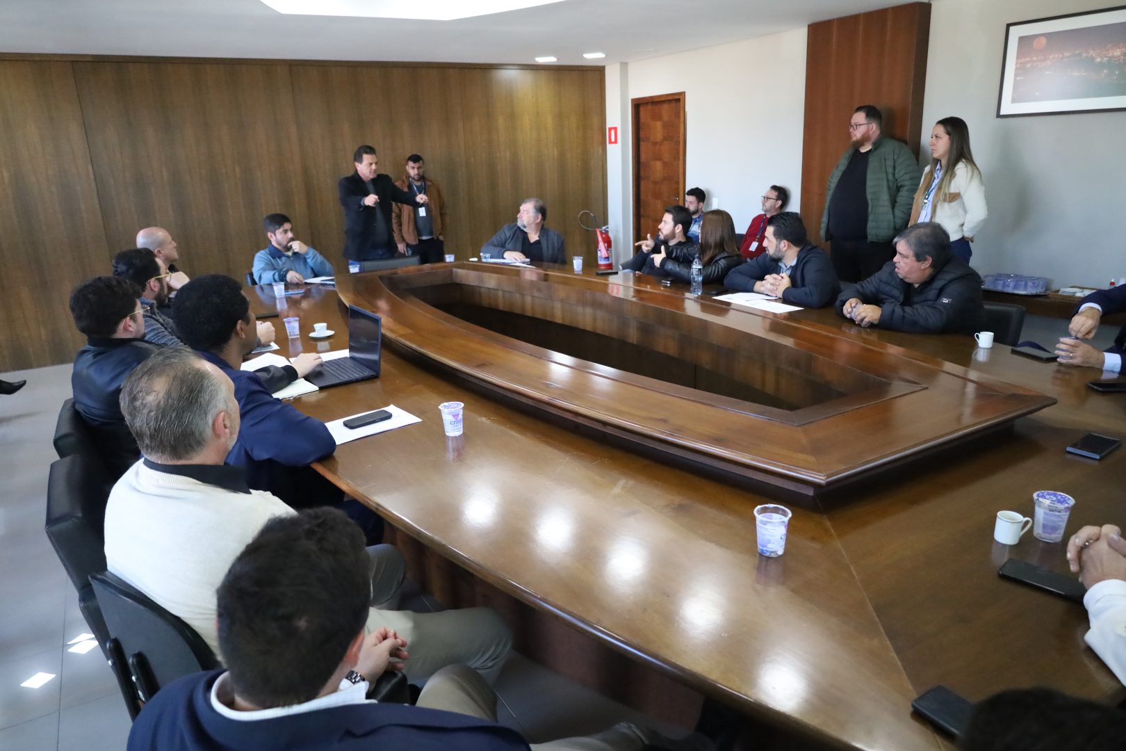 Guarapuava: Prefeitura e Câmara Municipal Unem Forças para Aperfeiçoar Legislação