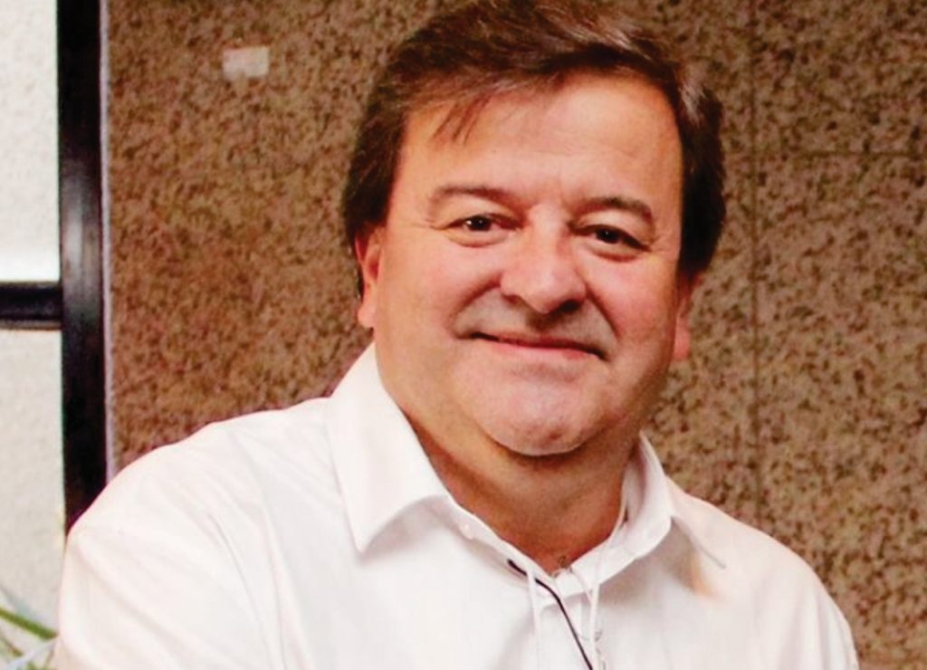 Guarapuava se Despede do Dr. Antonio Araújo: Obstetra e Político Deixa Legado Marcante aos 66 Anos