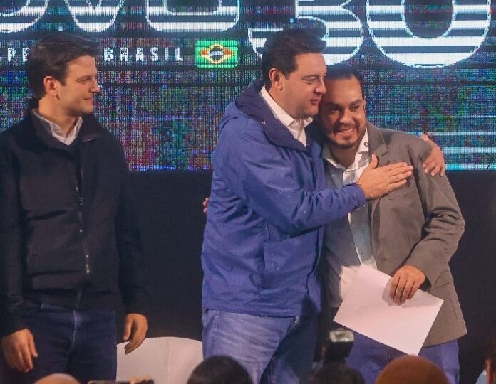 Levantamento dá gás para Paulo Martins ao governo