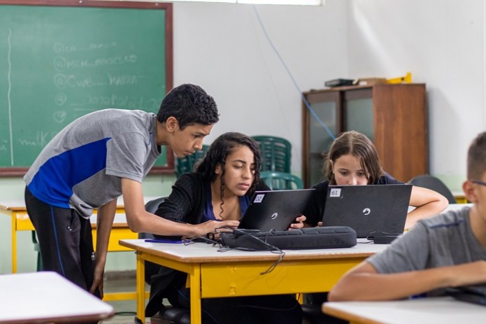 Governo Lula atrasa repasses à Educação Integral