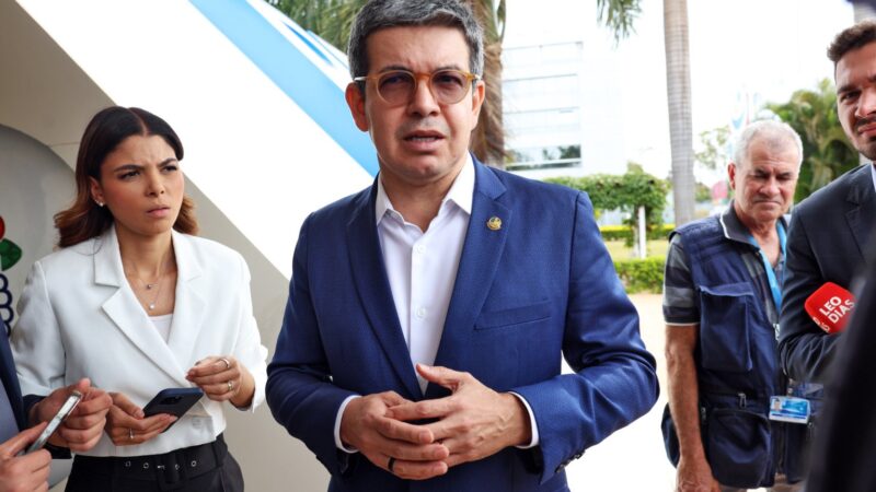 CPMI do INSS: Randolfe Rodrigues Aponta Governo Bolsonaro por Fraudes e Oposição Reage
