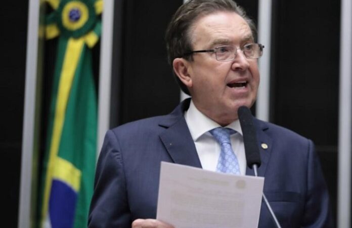 Luciano Ducci está procurando novo partido?