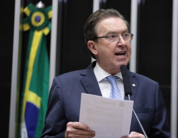 Luciano Ducci está procurando novo partido?