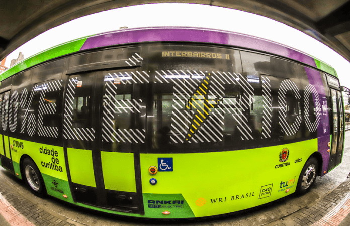 Eduardo Pimentel sanciona lei de modernização do transporte coletivo