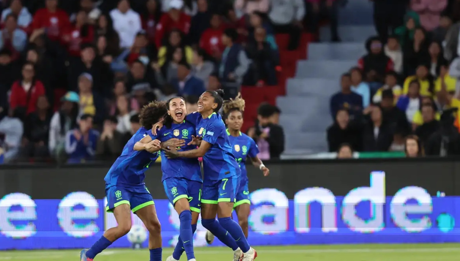 Em final emocionante, Brasil bate Colômbia e é campeão da Copa América