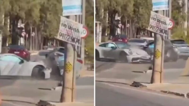 Porsche acelera em curva, perde controle e bate em carro parado em Goiânia