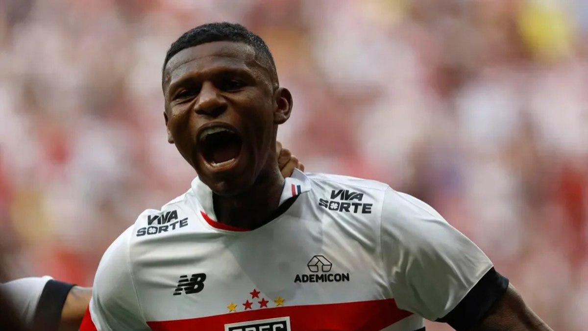 São Paulo Embala no Brasileirão com Vitória Sobre o Internacional em Porto Alegre