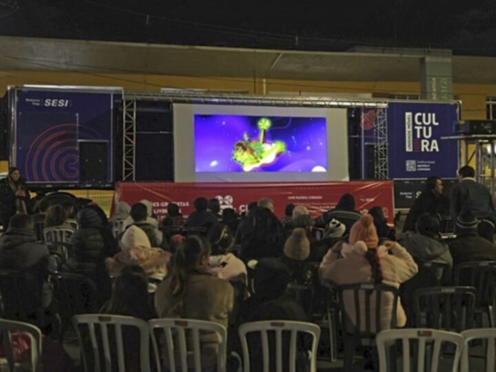 Cinema ao Ar Livre Gratuito em Curitiba Exibe ‘O Robô Selvagem’ com Pipoca Liberada