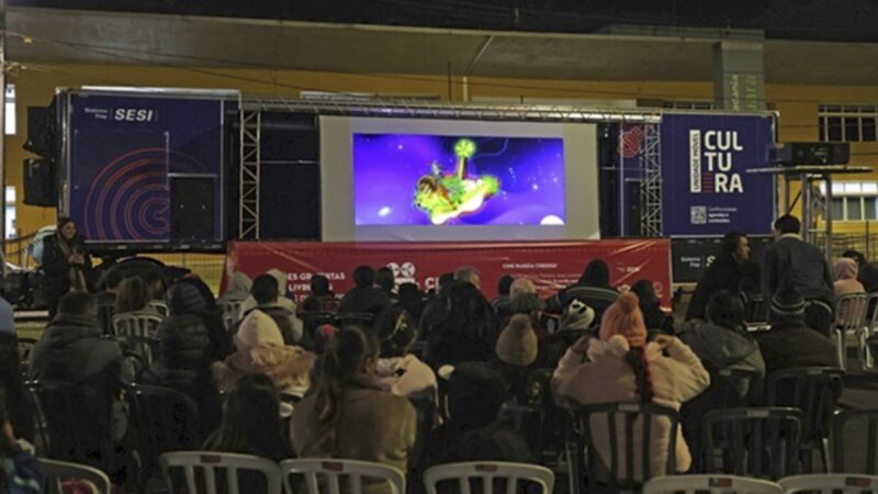 Cinema ao Ar Livre Gratuito em Curitiba Exibe ‘O Robô Selvagem’ com Pipoca Liberada