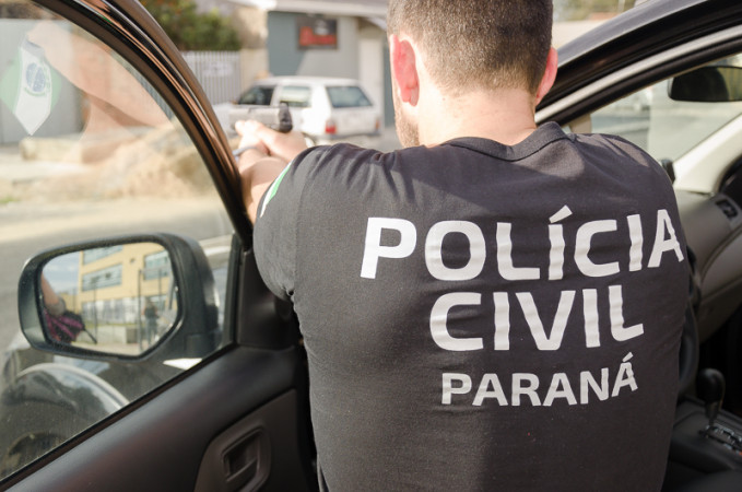 PCPR e PMPR prendem dois homens por posse ilegal de arma de fogo no Centro do Estado