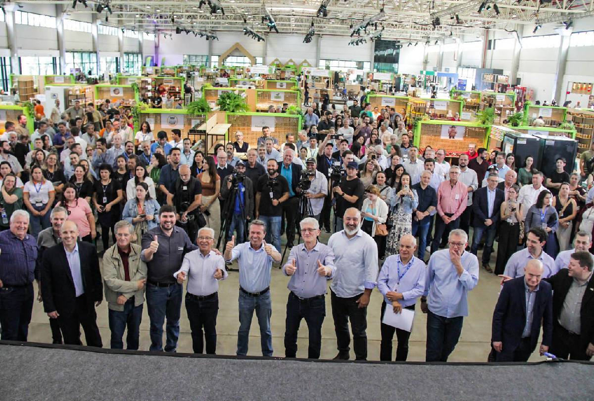 Sabores do Paraná 2025: Curitiba se Rende à Riqueza da Agroindústria Familiar em Grande Feira