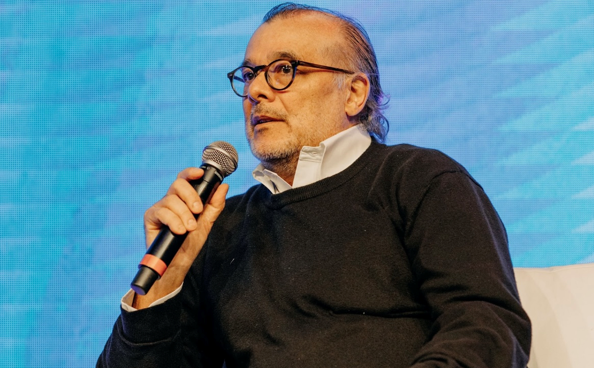 Gustavo Franco Defende Diálogo com EUA em Meio a Tensões Comerciais